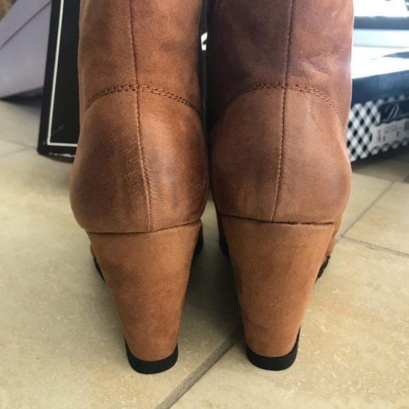 Bootie - Picture 4 of 6